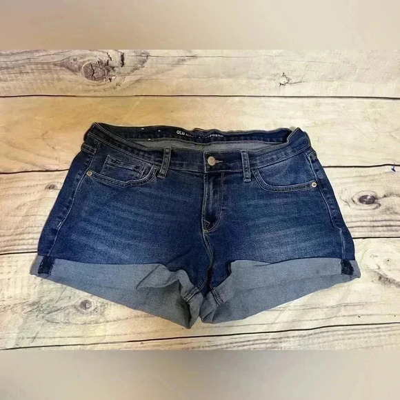 Gap cuffed boyfriend shorts - Picture 1 of 6